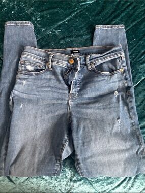 Express Women's Blue Washed Skinny Jeans
